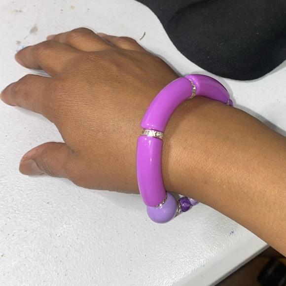 Modern Purple Beaded Bracelet with Silver Accents - Picture 5 of 5